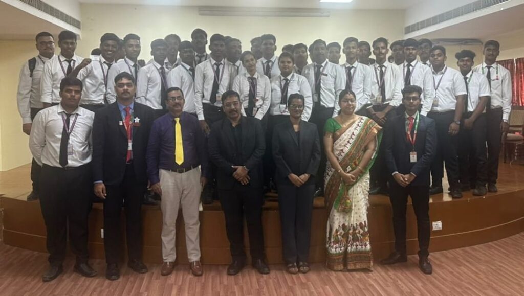 WhatsApp Image 2025-11-07 at 1.58.42 AM (4)